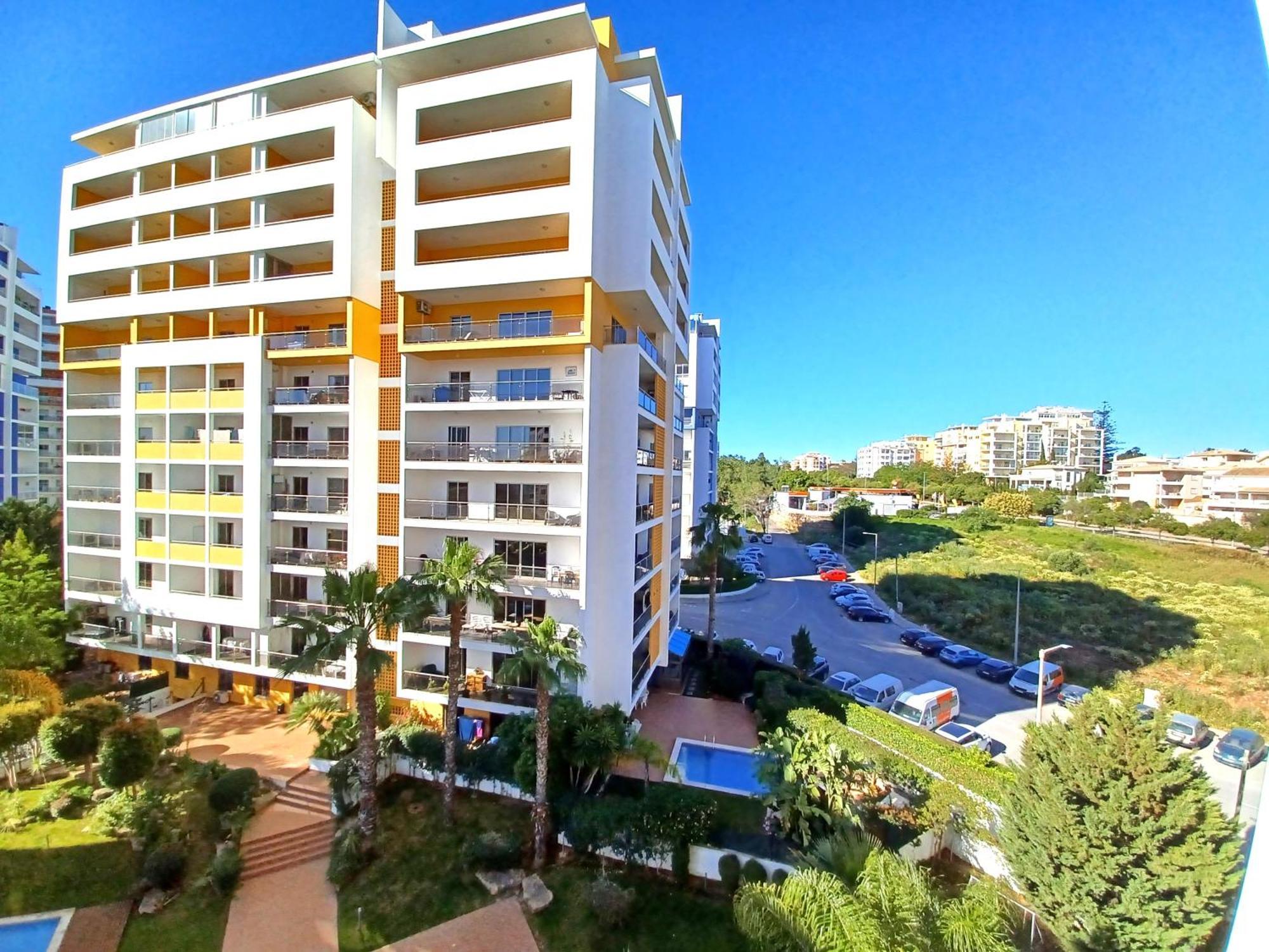 Edificio Lumina Sunshine Beach Apartment Portimão Eksteriør bilde
